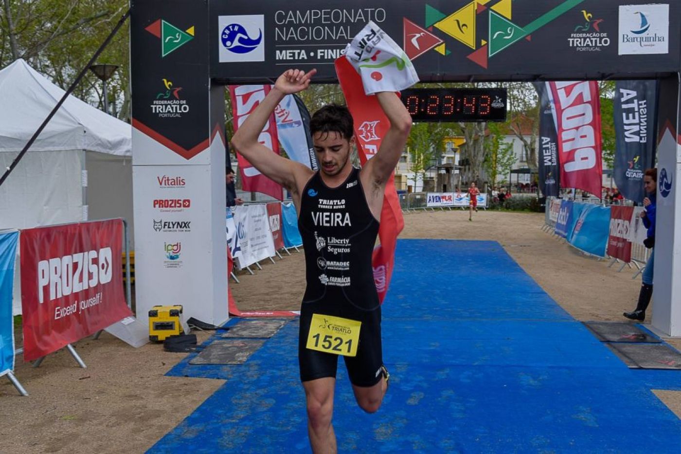 José Pedro Vieira Campeão Nacional Absoluto de Aquatlo