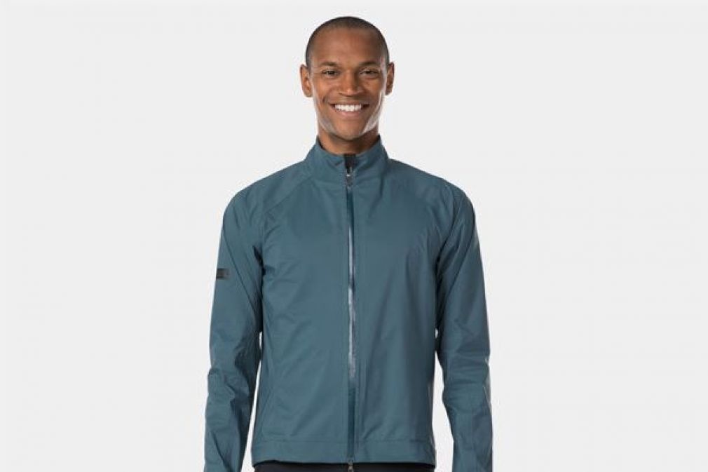 Novo casaco Bontrager Velocis Stormshell para pedalar com chuva