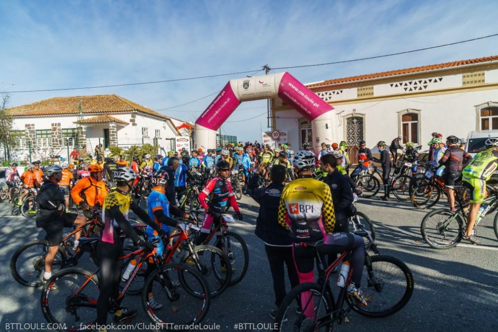 O Club BTT Terra de Loulé encerrou época desportiva com o Raid de BTT Serra/Mar e jantar convívio