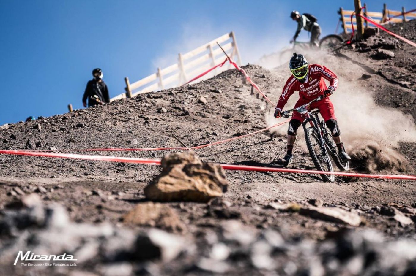 Karim Amour vence EWS Chile pela Miranda Racing Team