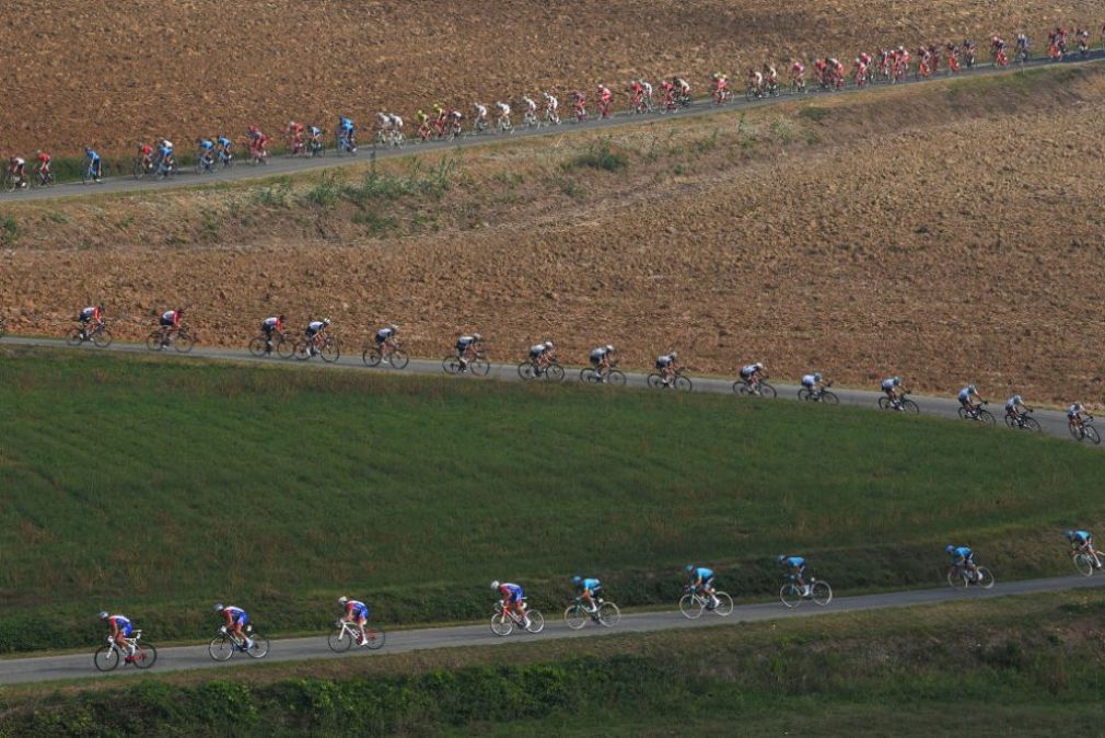 Acompanhe uma semana com muito ciclismo em direto nos canais Eurosport